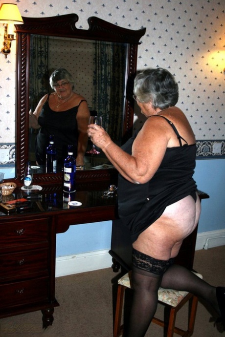 Grandma Libby nude image