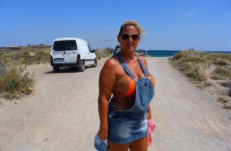 top big tits milf