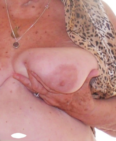 Grandma Libby porn pictures