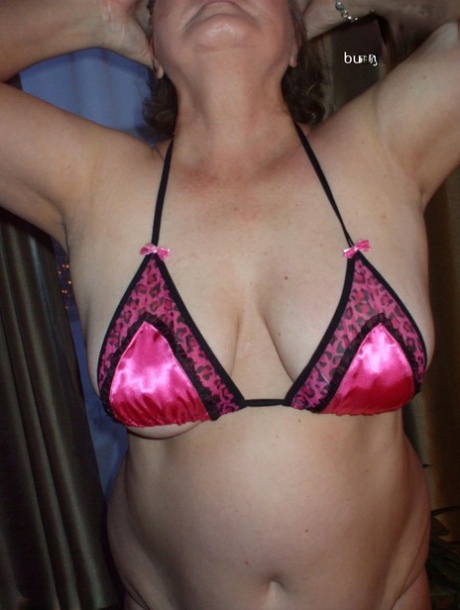 big natural breasts mom