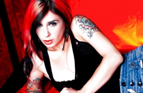 Joanna Angel hot photo