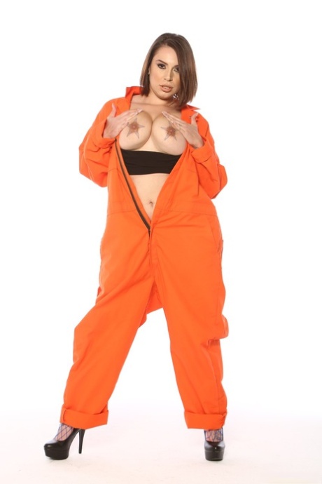Tori Avano hot image