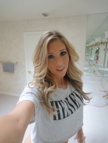 Samantha Saint hot galleries